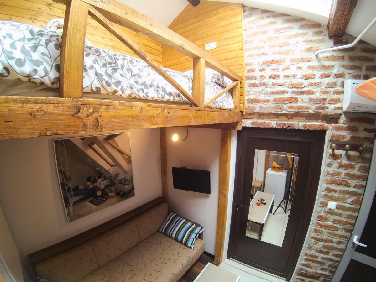 Vitosha Blvd - Attic Studio Sofia Ngoại thất bức ảnh